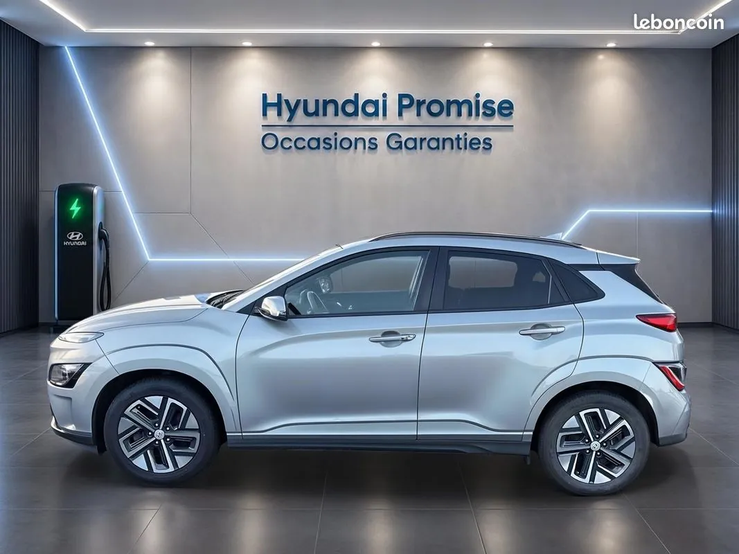 Hyundai Kona 2023 photo 2