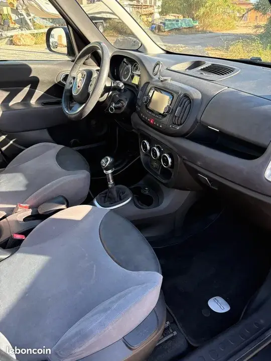 Fiat 500L 2013 photo 2