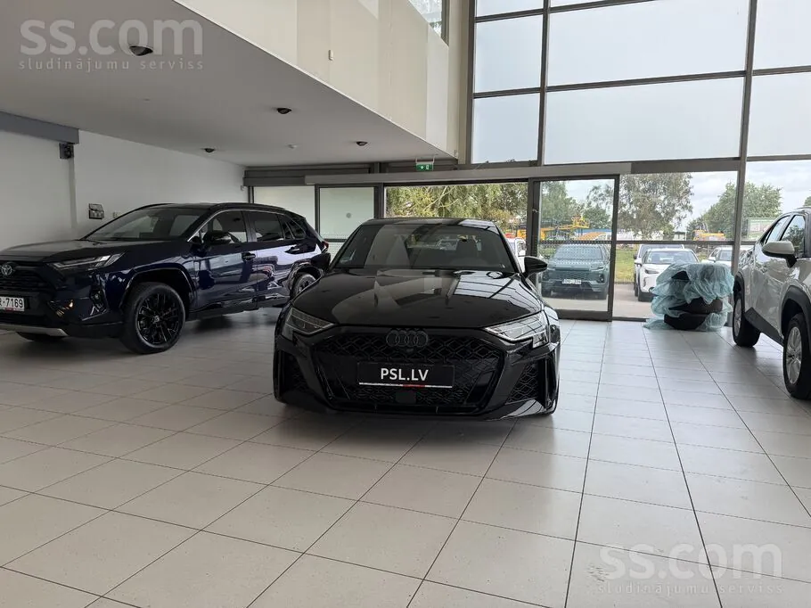 Audi Rs3 2025 photo 2