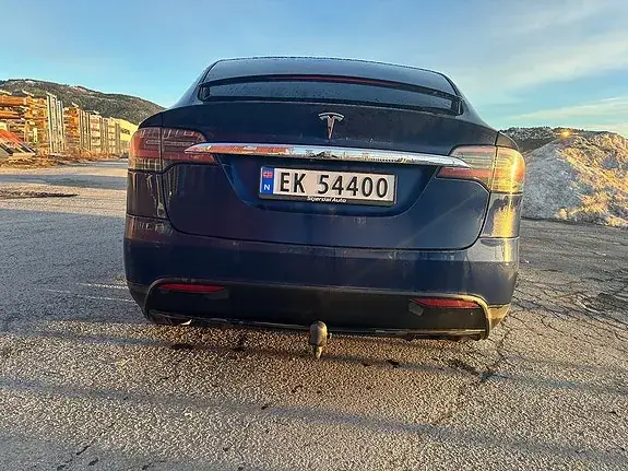 Tesla Model X 2017 photo 5