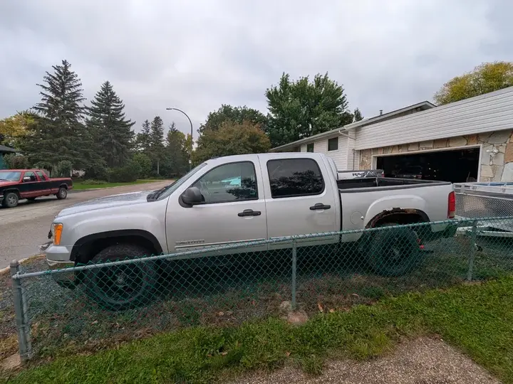 GMC Sierra 1500 2012 photo 3
