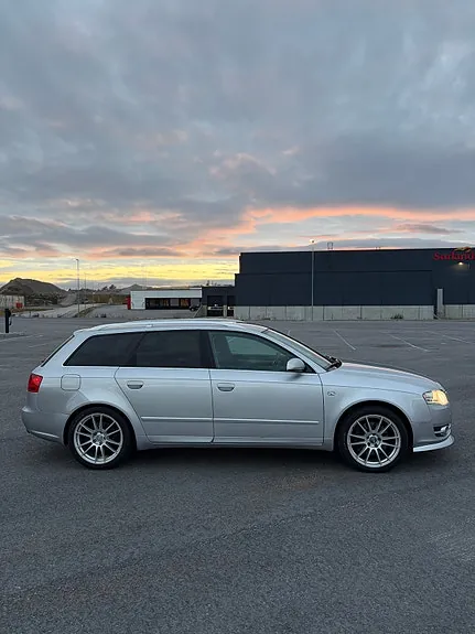 Audi A4 2005 photo 4