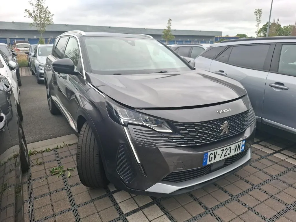 Peugeot 5008