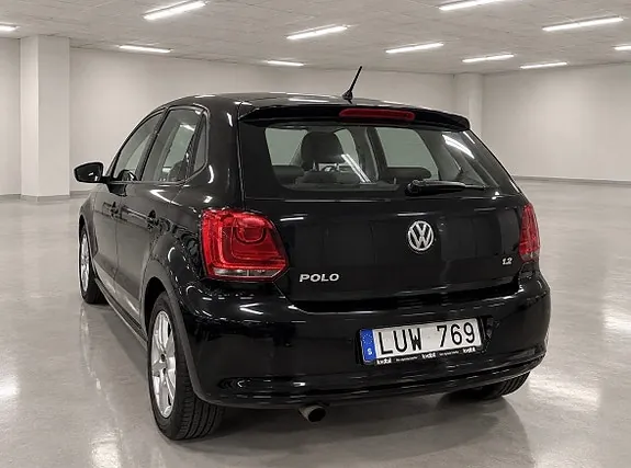 Volkswagen Polo 2012 photo 3