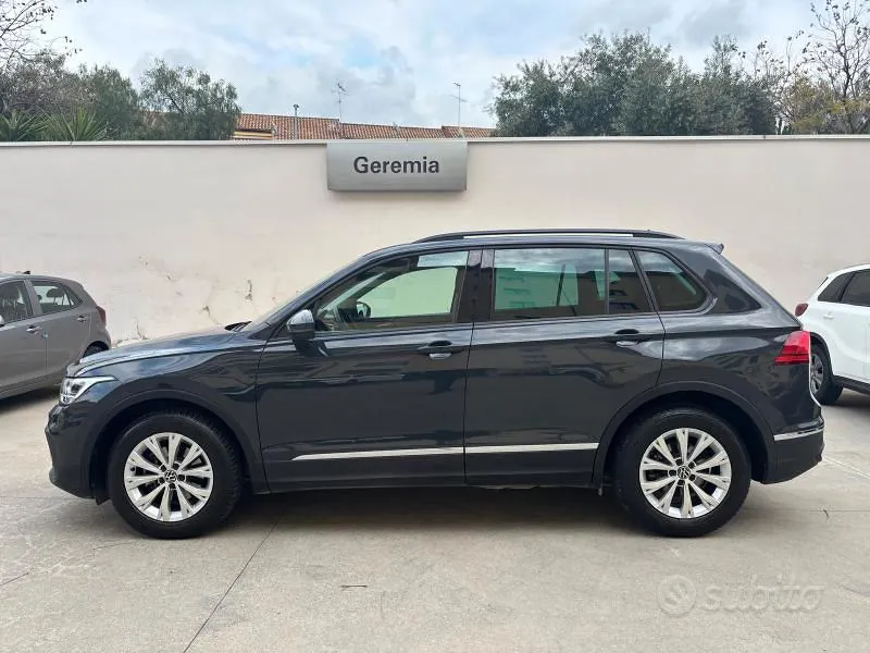 Volkswagen Tiguan 2023 photo 3