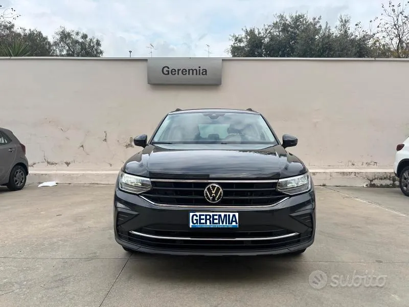 Volkswagen Tiguan 2023 photo 2