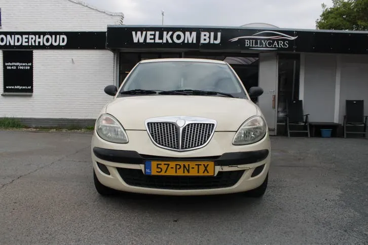 Lancia Ypsilon 2004 photo 3