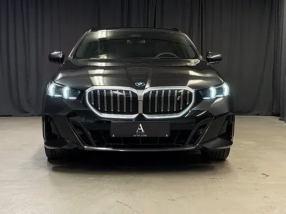 BMW I5 2025 photo 4