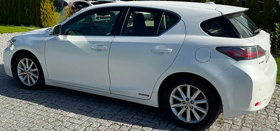 Lexus Ct200H 2012 photo 3