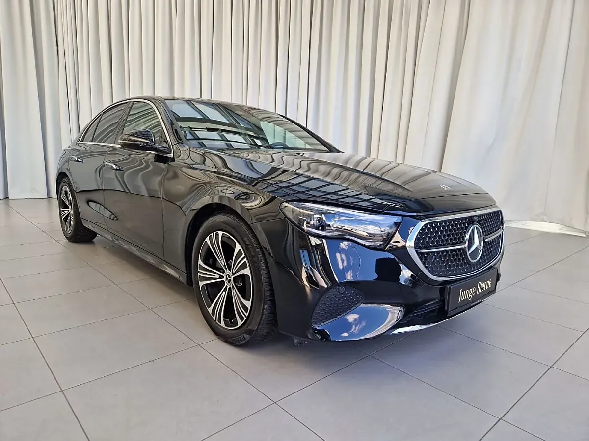 Mercedes-Benz E-Class 2025 photo 3