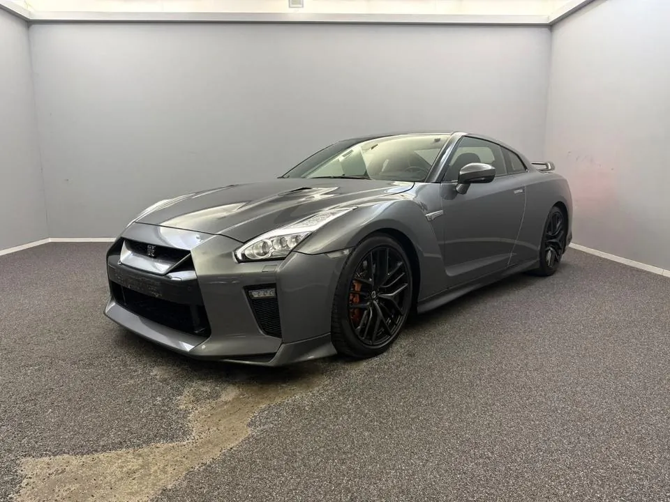 Nissan Gt-R