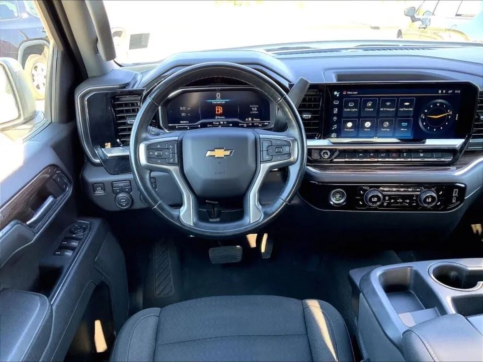 Chevrolet Silverado 1500 2023 photo 5