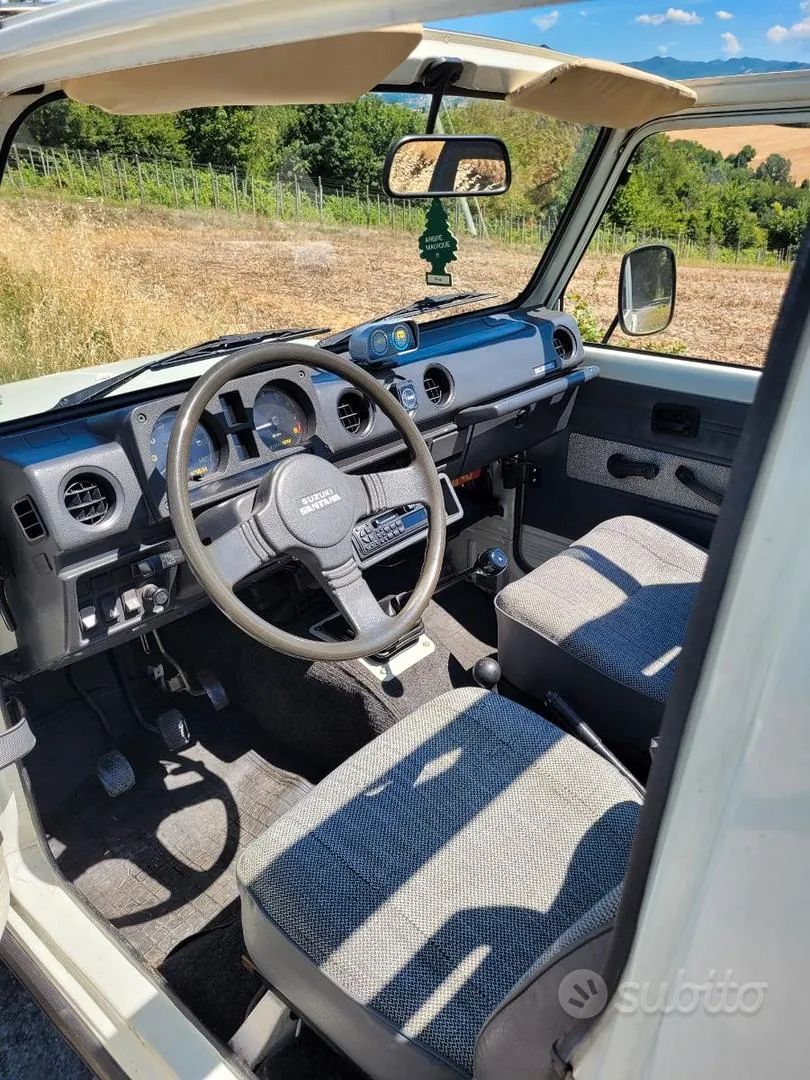 Suzuki Samurai 1989 photo 3