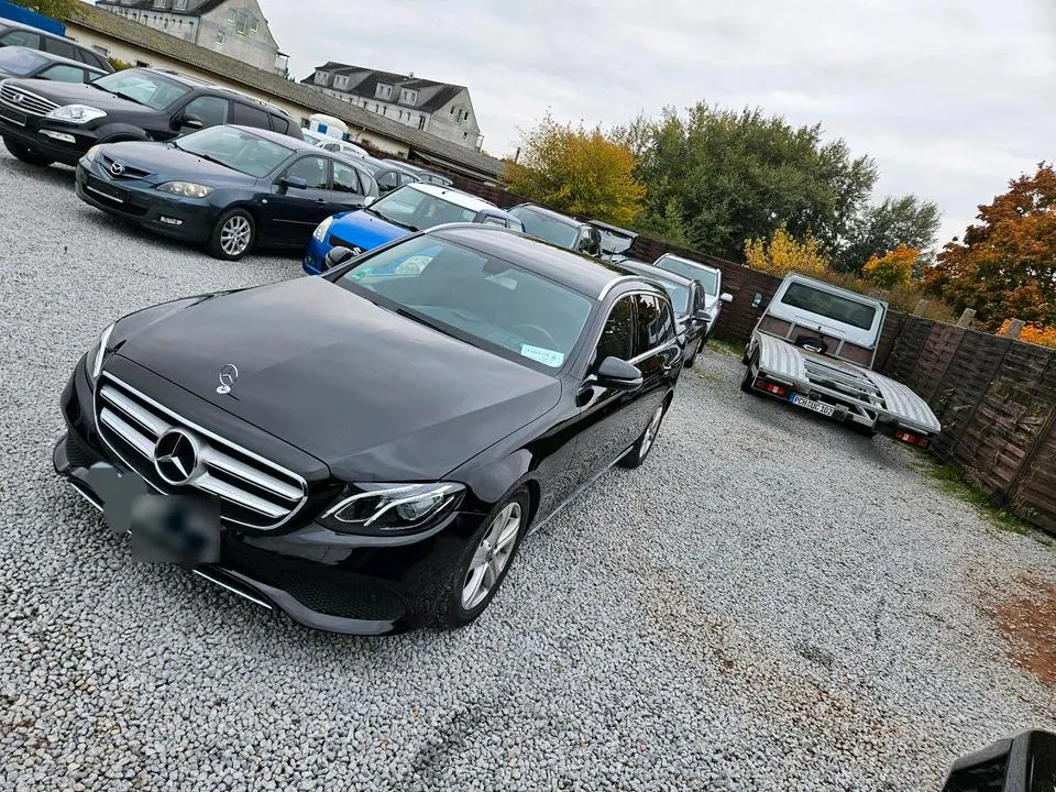 Mercedes-Benz E 200