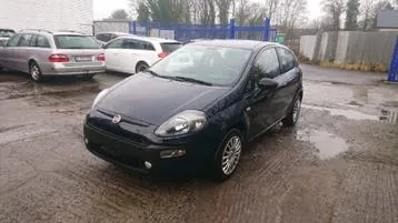 Fiat Punto 2015 photo 3
