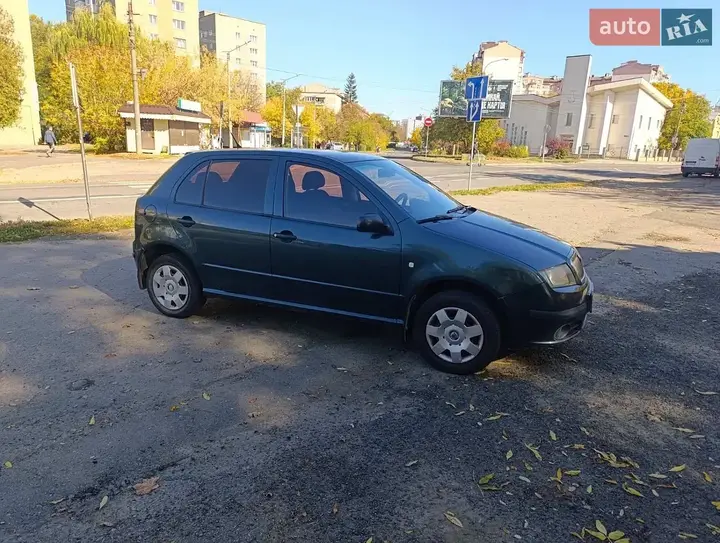 Skoda Fabia 2006 photo 4