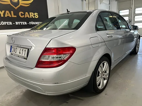Mercedes-Benz C180 2010 photo 4