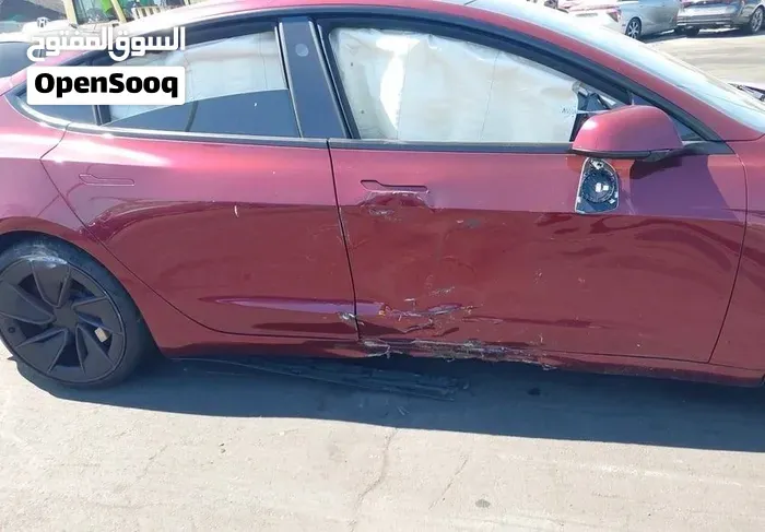 Tesla Model 3 2024 photo 4