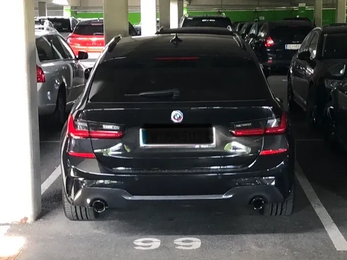 BMW 3 Series 2020 photo 2