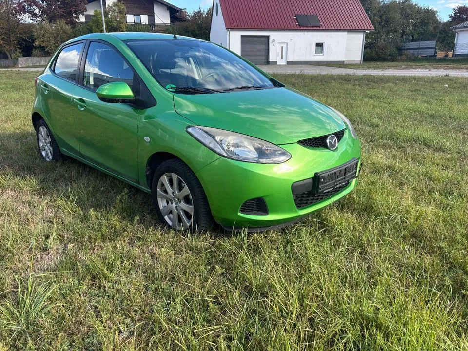 Mazda 2