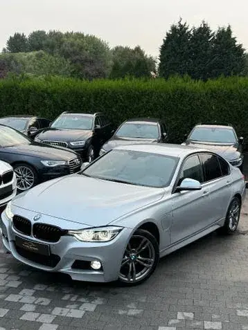 BMW 330E 2017 photo 2