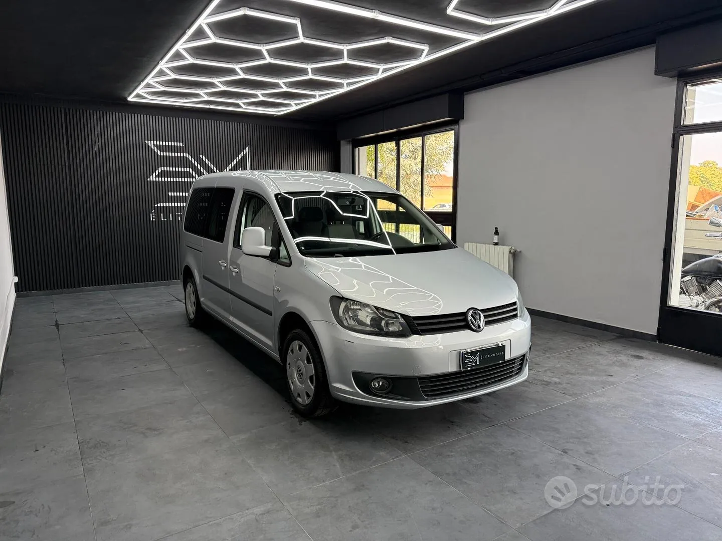 Volkswagen Caddy 2012 photo 3