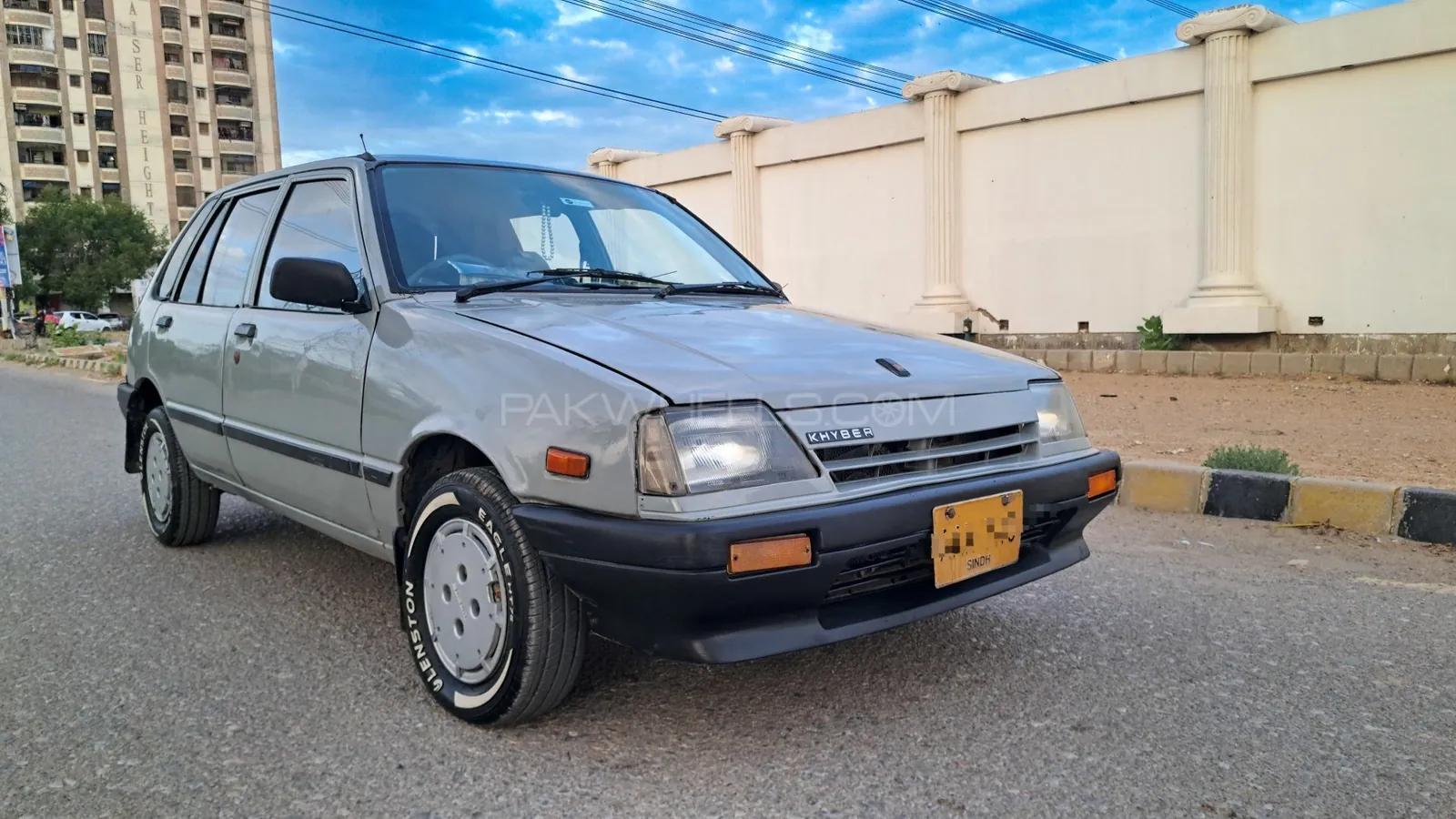Suzuki Khyber