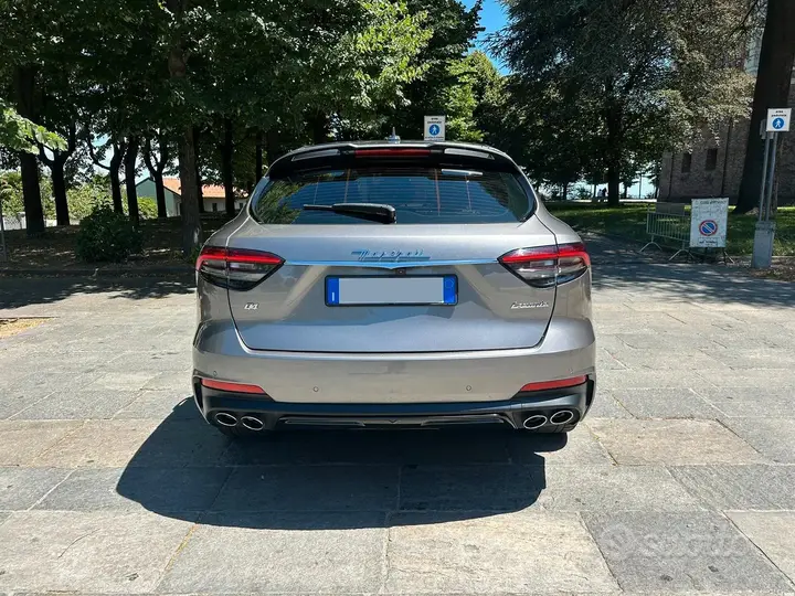 Maserati Levante 2021 photo 3