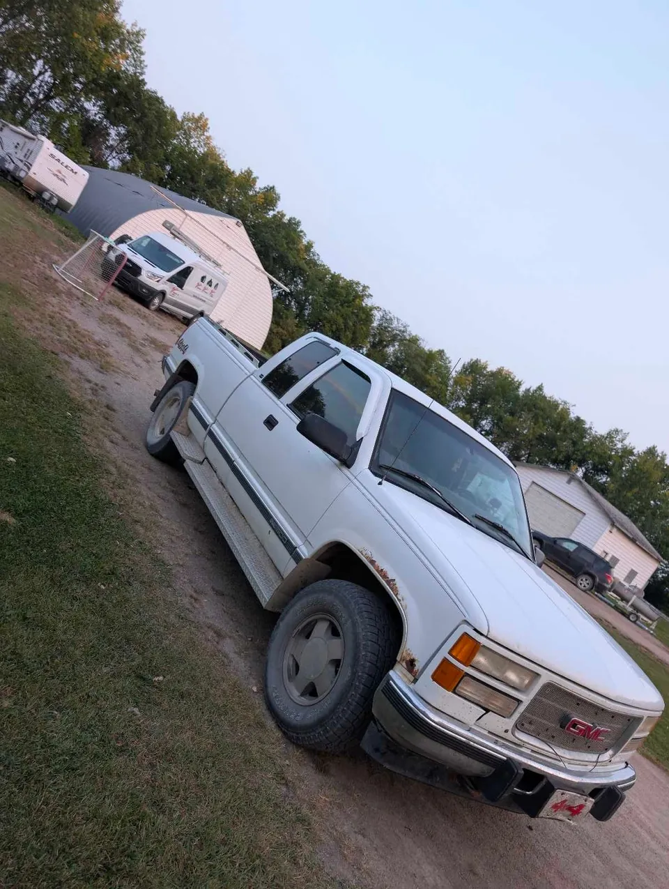 GMC Sierra 1500 1997 photo 3
