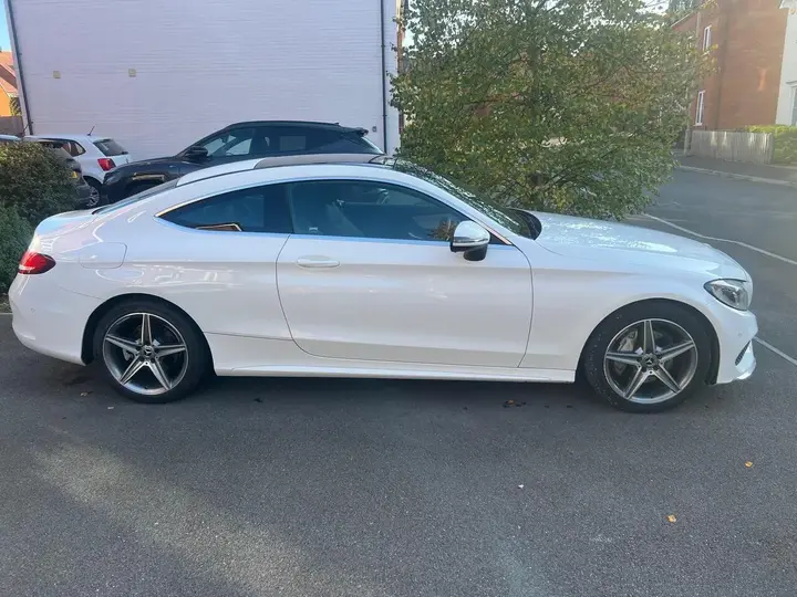 Mercedes-Benz C-Class 2017 photo 4