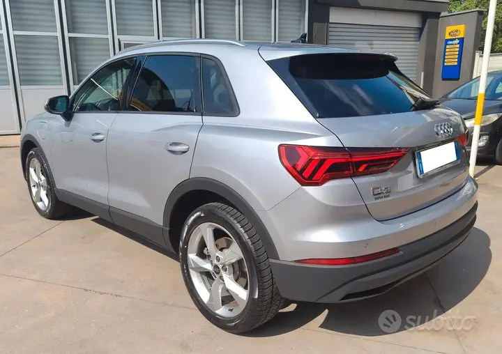Audi Q3 2022 photo 4