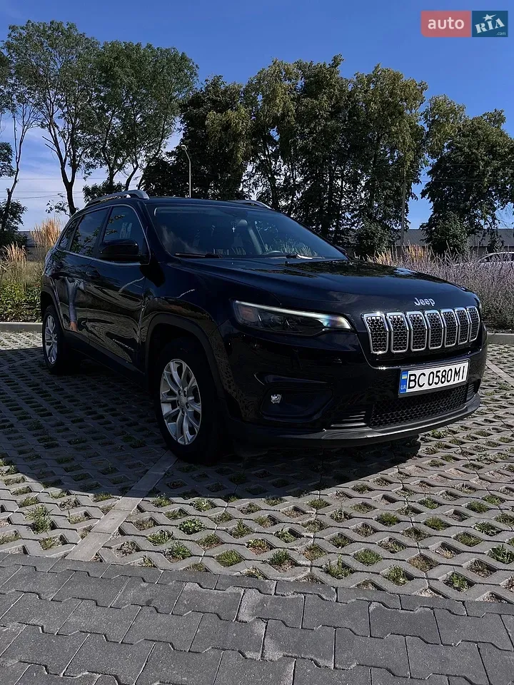 Jeep Cherokee 2018 photo 3