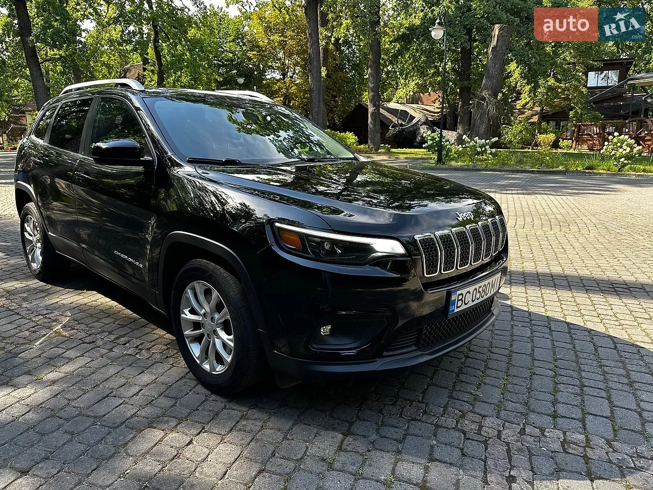 Jeep Cherokee 2018 photo 2