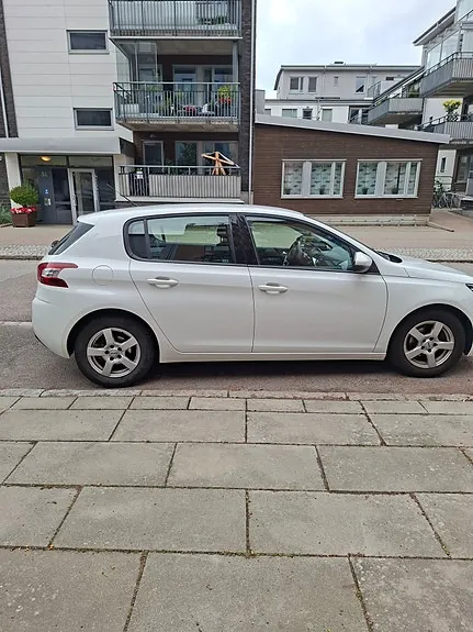 Peugeot 308 2014 photo 4