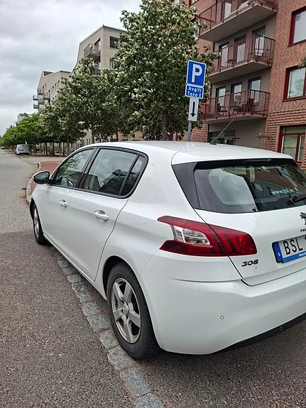 Peugeot 308 2014 photo 3