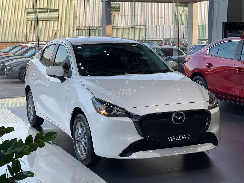 Mazda 2 2026 photo 3