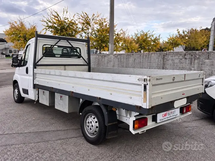 Fiat Ducato 2010 photo 2