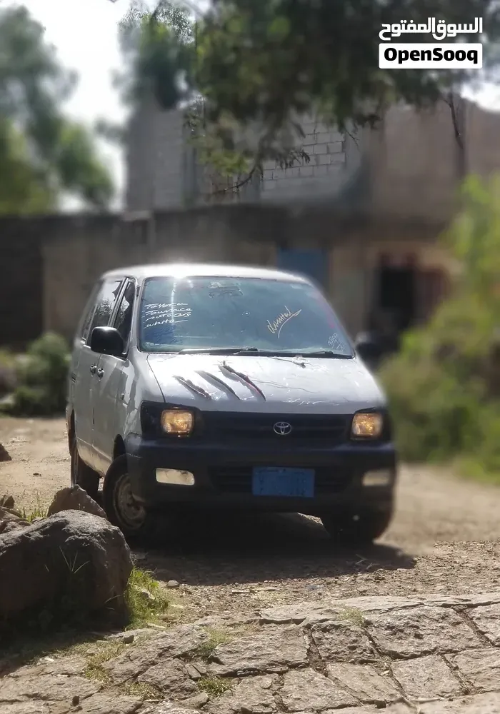 Toyota Other 2004 photo 2