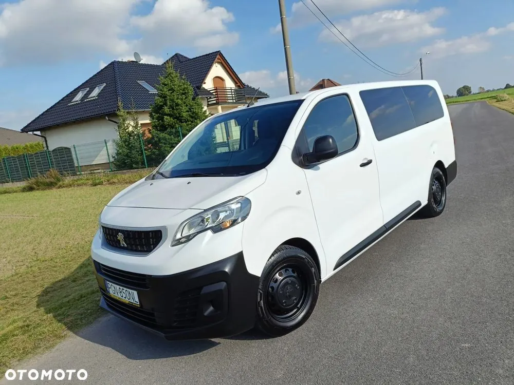 Peugeot Traveller