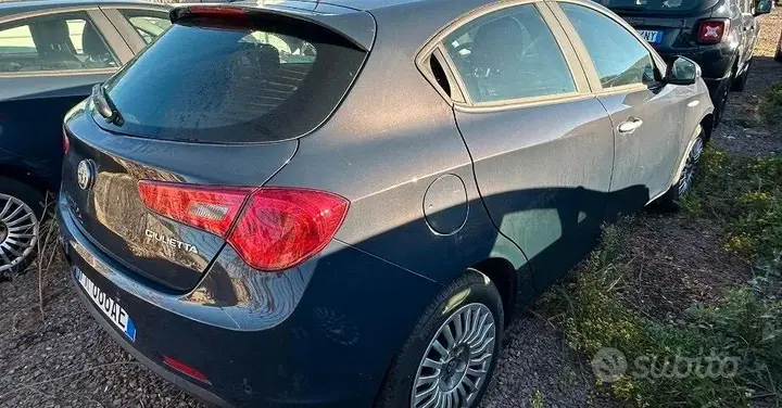 Alfa Romeo Giulietta 2018 photo 4