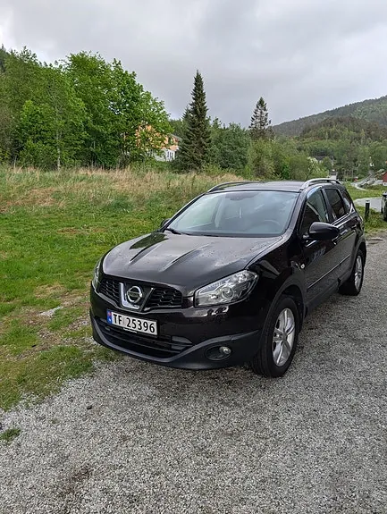Nissan Qashqai+2 2010 photo 2