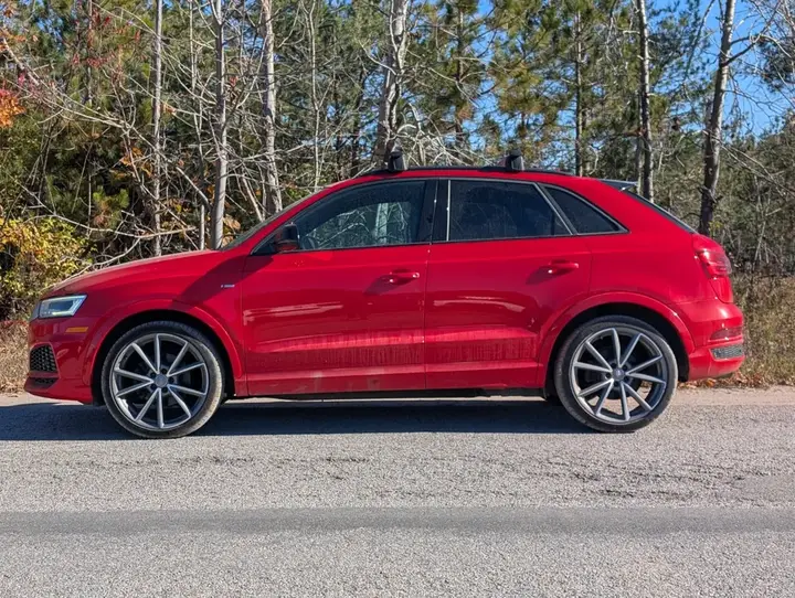 Audi Q3 2018 photo 3
