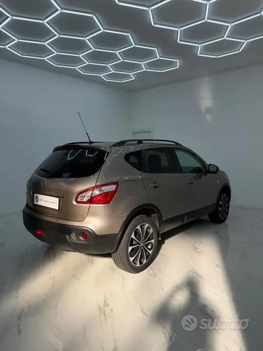 Nissan Qashqai 2013 photo 4