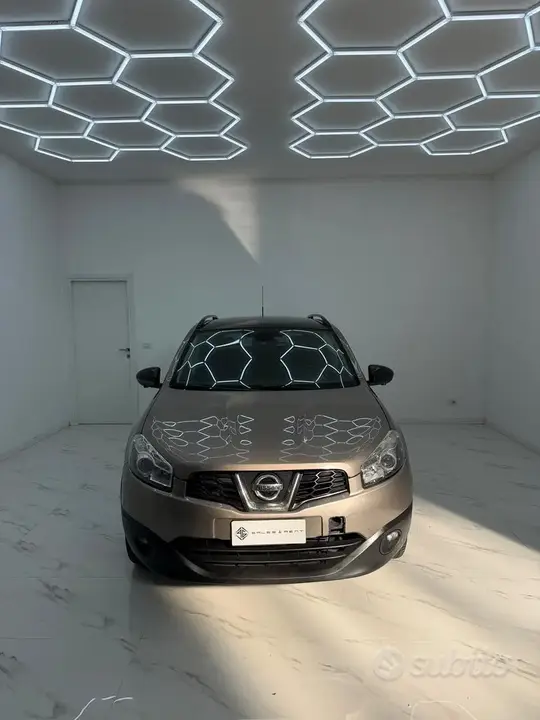 Nissan Qashqai 2013 photo 2