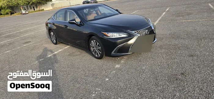 Lexus Es 300 2024 photo 2
