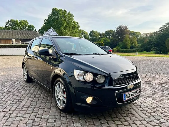 Chevrolet Aveo 2013 photo 5