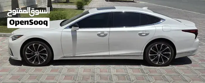 Lexus Ls 500H 2023 photo 2
