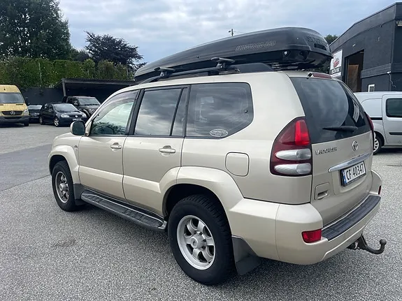 Toyota Land Cruiser 2007 photo 3