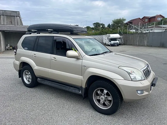 Toyota Land Cruiser 2007 photo 2