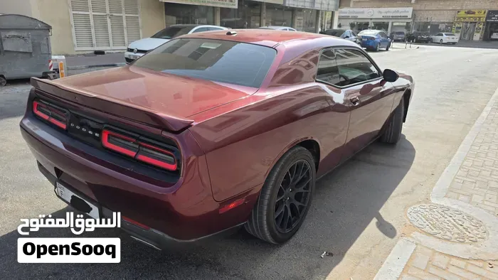 Dodge Challenger 2019 photo 2